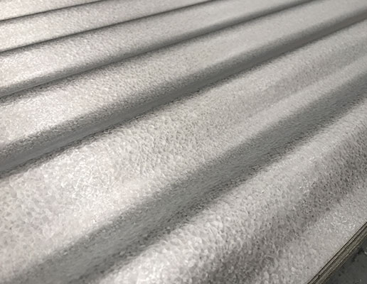 Primer plano de Acabado Zintro Alum de Ternium